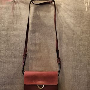 Crossbody purse